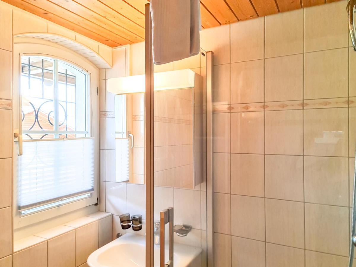 Kreuz Apartment - Aare Jungfrau Ag ヴィルダースヴィル エクステリア 写真